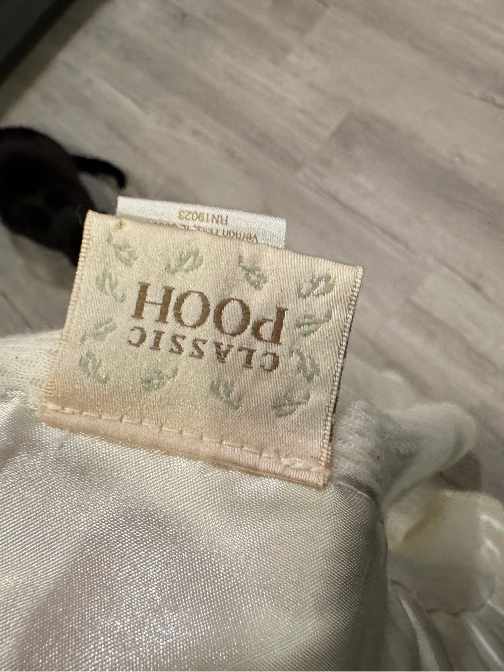 Disney Classic Pooh Satin Edge Embroidered Baby Blanket - Ivory